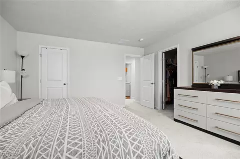 Bedroom - 214 Leather Leaf Dr, Elyria, OH 44035 photo 3 of 11