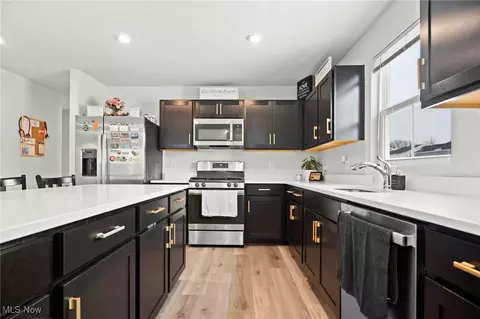 Kitchen - 214 Leather Leaf Dr, Elyria, OH 44035 photo 2 of 2