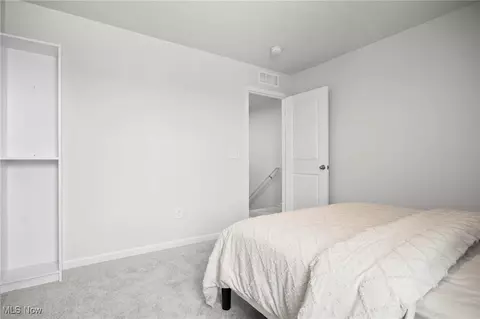 Bedroom - 214 Leather Leaf Dr, Elyria, OH 44035 photo 10 of 11