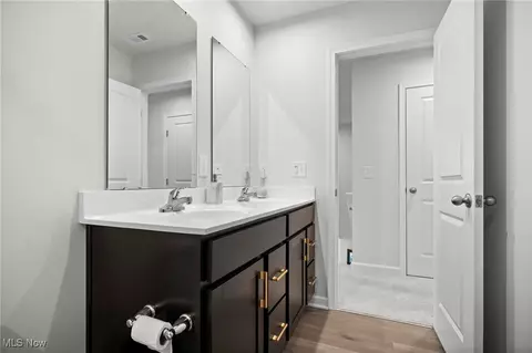Entry Way - 214 Leather Leaf Dr, Elyria, OH 44035 photo 3 of 3
