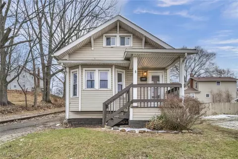 1527 Main St, Cuyahoga Falls, OH 44221