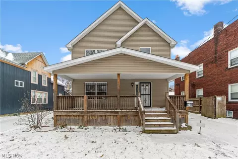 3739 W 36th St, Cleveland, OH 44109