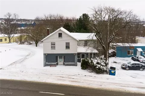 917 S Irvine Ave, Masury, OH 44438
