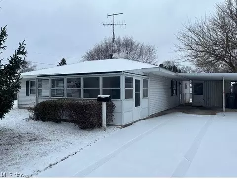 224 Walden Rd, Heath, OH 43056