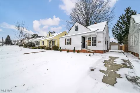 11909 Hastings Rd, Garfield Heights, OH 44125