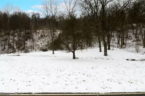 0 Deep Run Rd, Martins Ferry, OH 43935