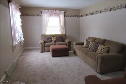 1711 E 30th St, Ashtabula, OH 44004 photo 5