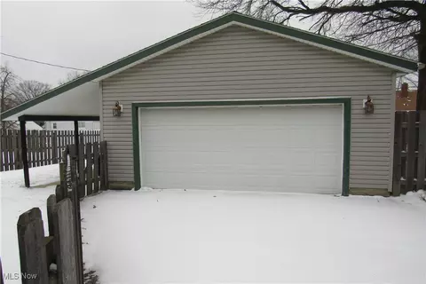 1711 E 30th St, Ashtabula, OH 44004 photo 22