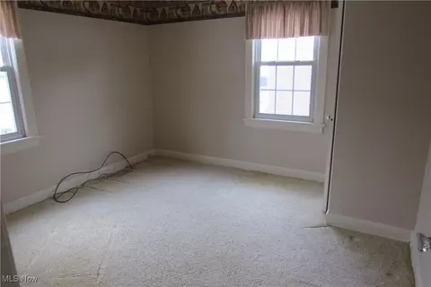 1711 E 30th St, Ashtabula, OH 44004 photo 9