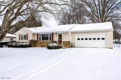 283 Westgate Ave, Wadsworth, OH 44281