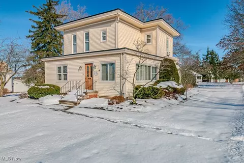 400 North St, Chardon, OH 44024