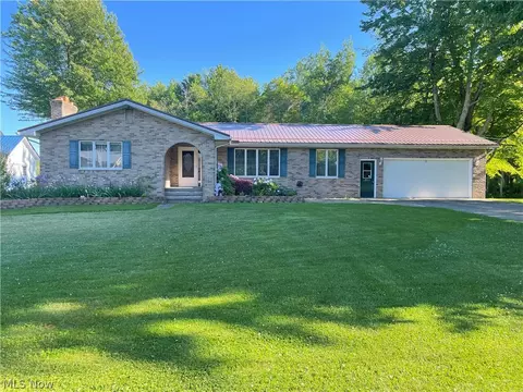 1381 Robb Rd, Conneaut, OH 44030