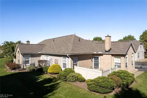 518 Morningstar Dr, Tallmadge, OH 44278