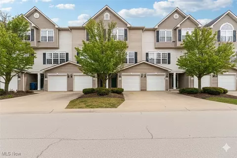 3769 Freedom Pl, Lorain, OH 44053