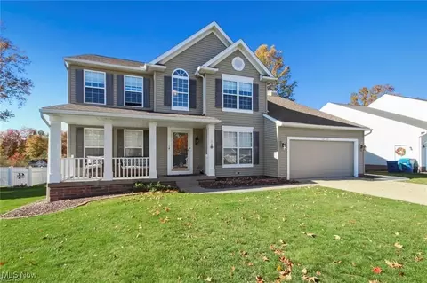 6309 Klines Dr, Girard, OH 44420