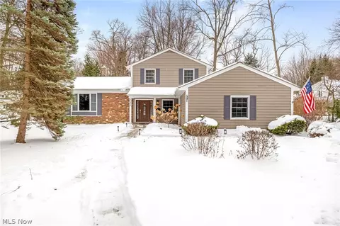 30945 Lake Rd, Bay Village, OH 44140