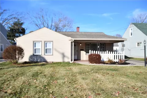 1560 Chattanooga Ave, Youngstown, OH 44514