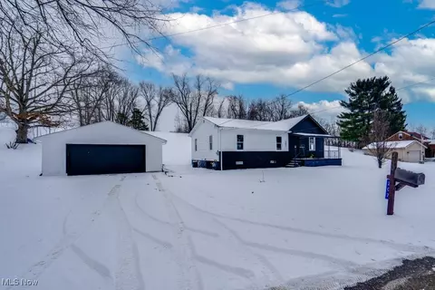 207 51st St SW, Canton, OH 44706