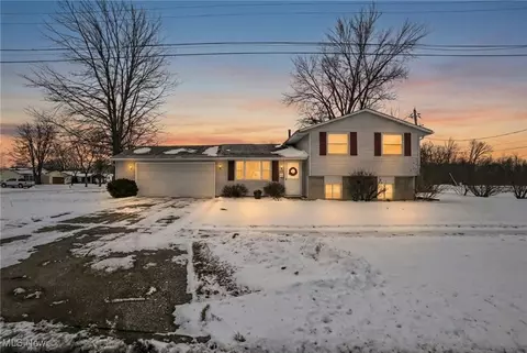 2703 W 40th St, Lorain, OH 44053