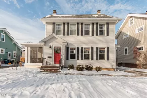 1638 Saint Charles Ave, Lakewood, OH 44107