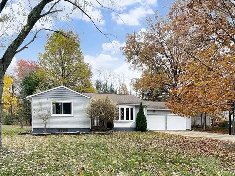 3861 Klein Ave, Stow, OH 44224