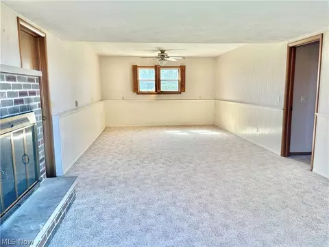 Living - 145 Crestview Dr, Elyria, OH 44035 photo 4 of 4