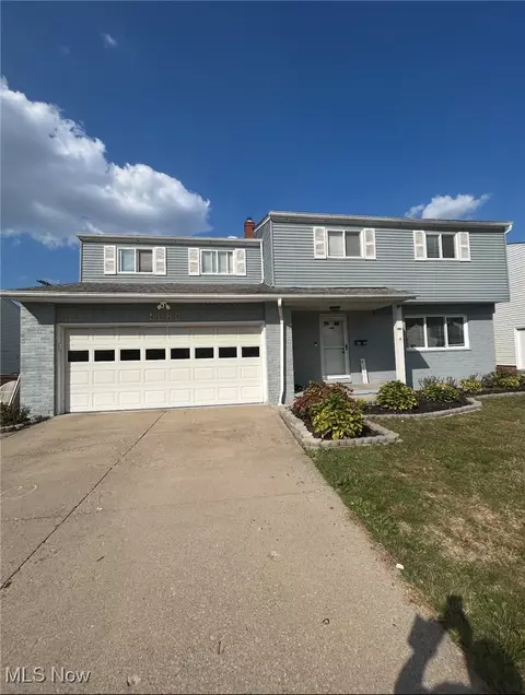 4526 Woodrow Ave, Parma, OH 44134