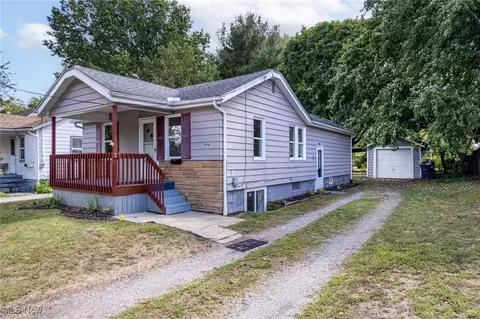 894 Sutherland Ave, Akron, OH 44314 photo 9