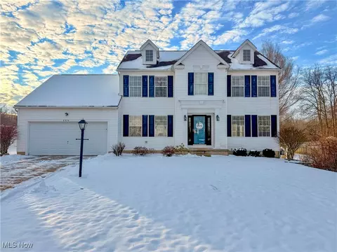 4774 Lexington Ridge Dr, Medina, OH 44256