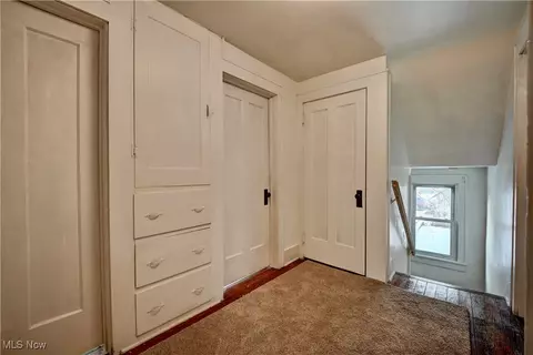 Entry Way - 534 E Maple St, North Canton, OH 44720 photo 3 of 6
