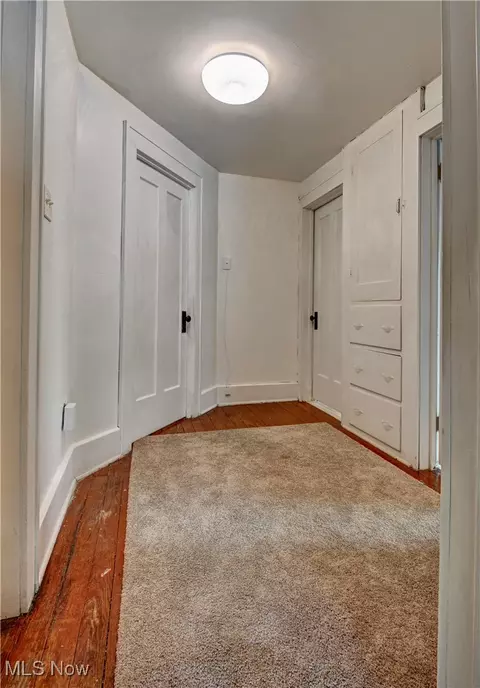 Entry Way - 534 E Maple St, North Canton, OH 44720 photo 2 of 6