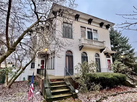 415 4th St NE, Massillon, OH 44646