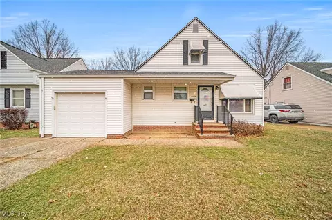 29107 Edgewood Dr, Willowick, OH 44095