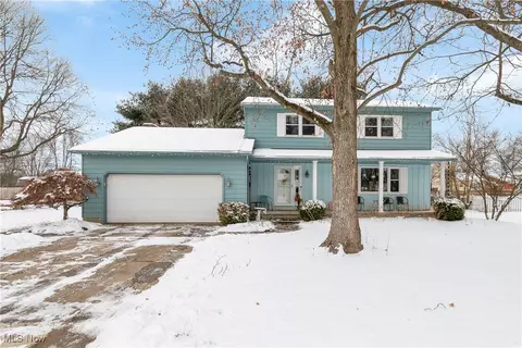 2586 Taylor St, Wooster, OH 44691