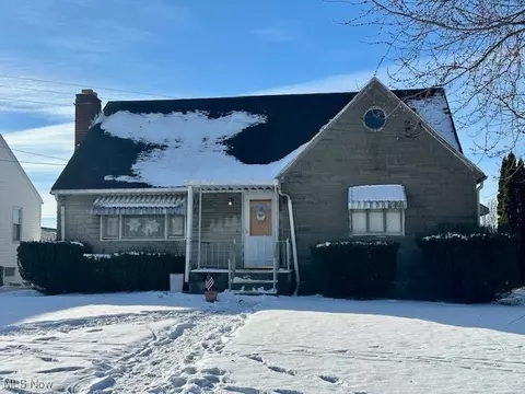 107 Clearview Ave, Weirton, WV 26062