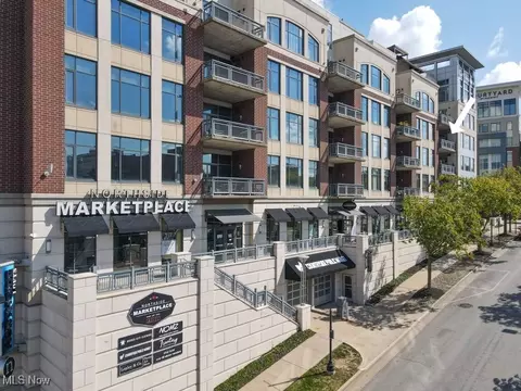 21 Furnace St #705, Akron, OH 44308