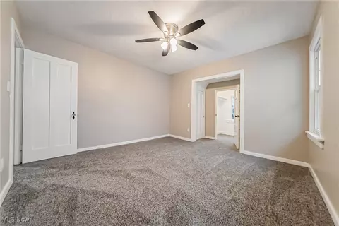 315 E 210th St, Euclid, OH 44123 photo 18