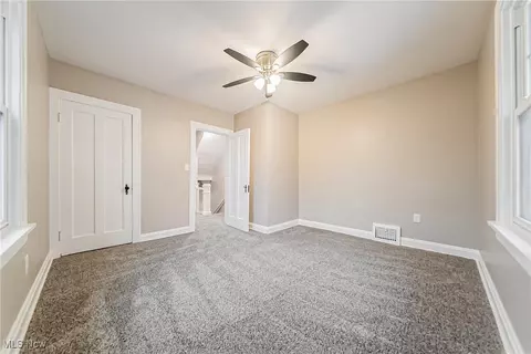 315 E 210th St, Euclid, OH 44123 photo 21