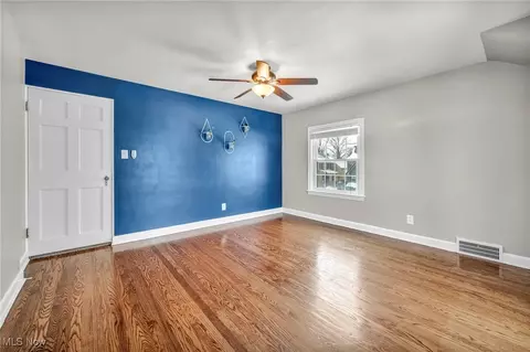 35 E 211th St, Euclid, OH 44123 photo 21