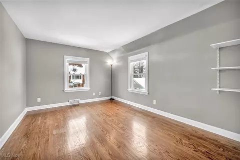35 E 211th St, Euclid, OH 44123 photo 17