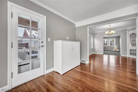 35 E 211th St, Euclid, OH 44123 photo 7