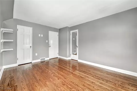 35 E 211th St, Euclid, OH 44123 photo 18