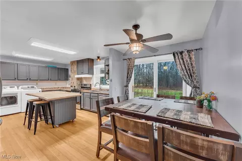 10249 W Ridge Rd, Elyria, OH 44035 photo 4