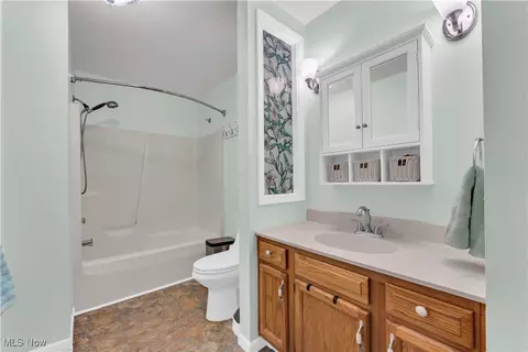 10249 W Ridge Rd, Elyria, OH 44035 photo 7