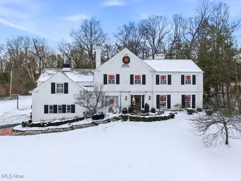 201 Hampshire Rd, Akron, OH 44313