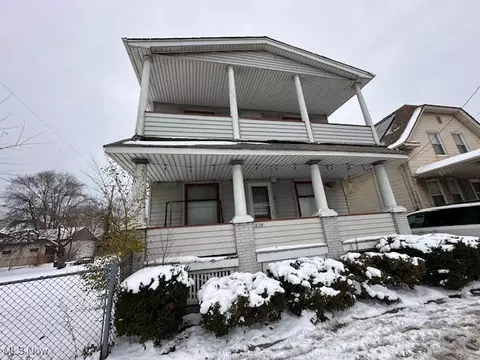 5295 Harvard Ave, Newburgh Heights, OH 44105