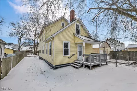 3124 W 11th Pl, Cleveland, OH 44109