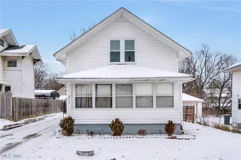 2510 E Midlothian Blvd, Youngstown, OH 44502