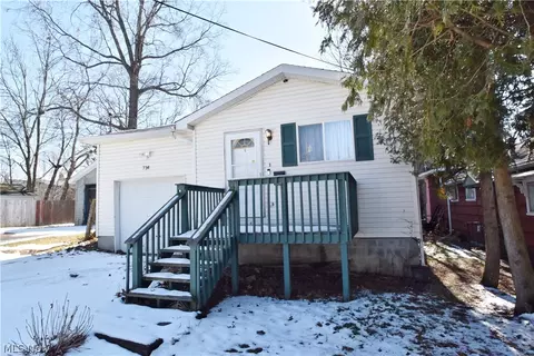 734 Corice St, Akron, OH 44306