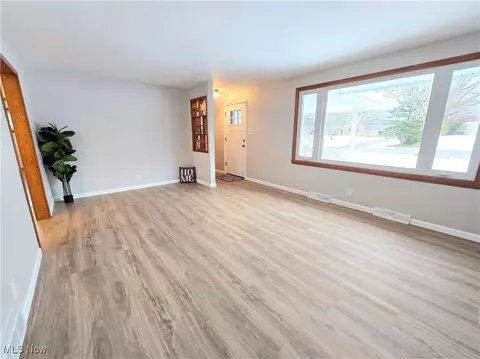 7424 Button Rd, Mentor, OH 44060 photo 9